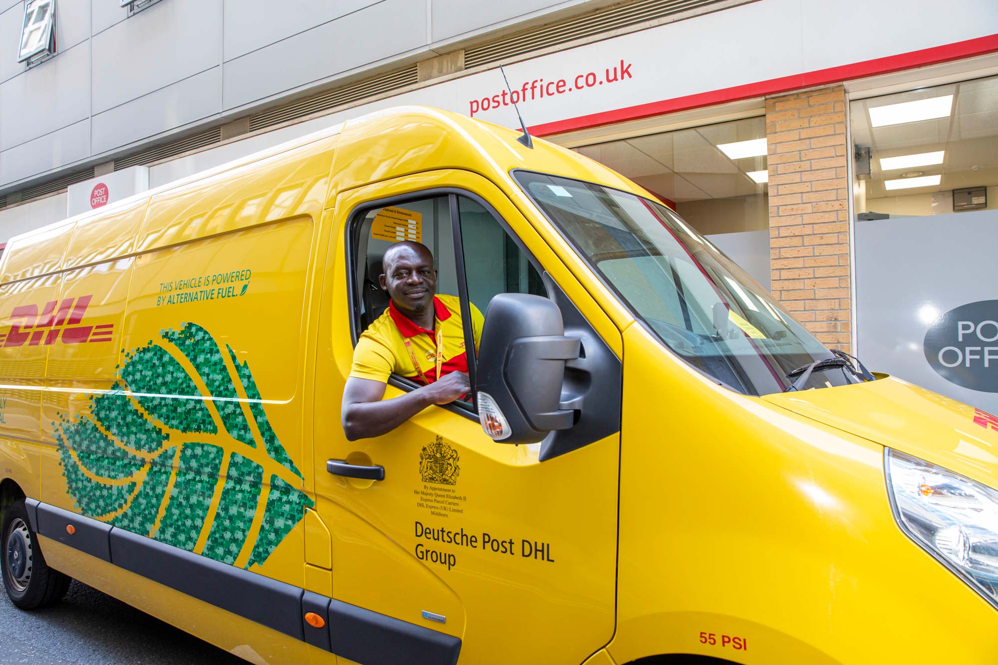 post-office-partners-with-dhl-express-for-click-and-collect